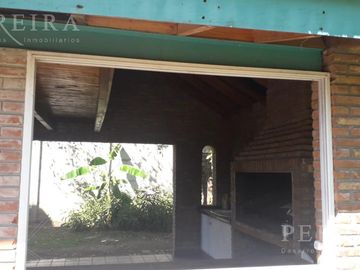 VENTA - Casa sobre calle comercial- Lote 585m2  - Tortugas Norte - Pilar