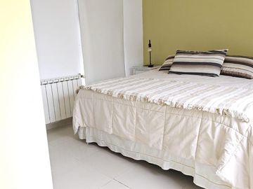 Venta - Casa - 3 Dormitorios - B° Las Terrazas - Valle Escondido