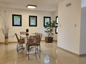 Venta - Casa - 3 Dormitorios - B° Las Terrazas - Valle Escondido