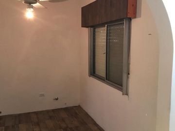PH en venta - 1 dormitorio 1 baño - 38 mts2 - Berazategui [FINANCIADO]
