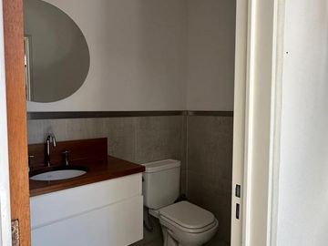 Casa en  venta La Calandria 3 dormitorios 3 baños con patrio frente espacio verde