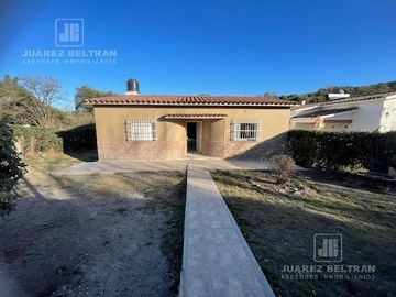Casa en venta 2 dormitorios - Unquillo - Azopardo 417.