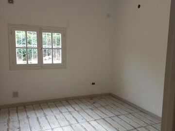 Casa en venta 2 dormitorios - Unquillo - Azopardo 417.