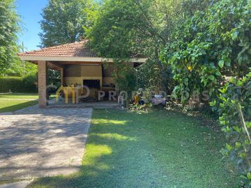 Casa quinta en venta - Los Ñanduces - Ingeniero Maschwitz - Escobar - 4 ambientes - 3 dormitorios - Suite - Pileta