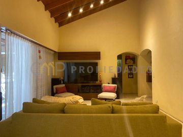 Casa quinta en venta - Los Ñanduces - Ingeniero Maschwitz - Escobar - 4 ambientes - 3 dormitorios - Suite - Pileta