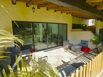 VENTA HERMOSA CASA  CON TERRAZA PRIVA EN  CONDOMINIO ARBOLADA YAUTEPEC , MORELOS