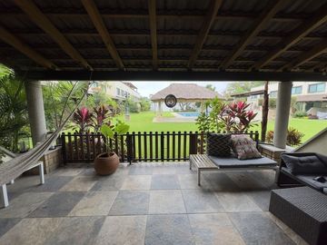 VENTA HERMOSA CASA  CON TERRAZA PRIVA EN  CONDOMINIO ARBOLADA YAUTEPEC , MORELOS