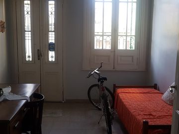 PH con local y departamento en venta en Boedo!