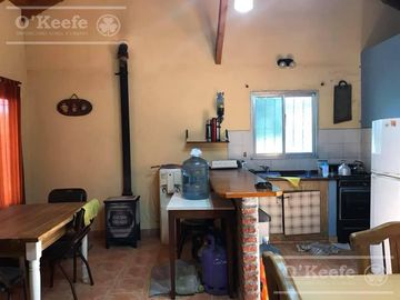 Casa en  venta -Abasto, La Plata 1000 m2 con escritura
