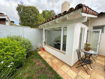 Casa en  Adrogué
