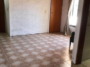 Casa en venta - 5 dormitorios 3 baños - Cocheras - 300mts2 totales - Berazategui [FINANCIADA]