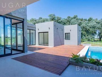 Venta Casa - Medal Country Club / Pilar - Financiación
