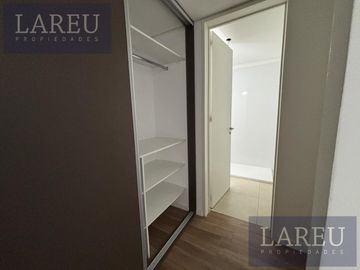 Departamento 3 ambientes en 46 Plaza