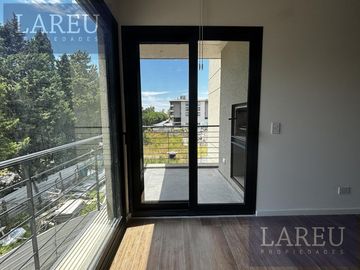 Departamento 3 ambientes en 46 Plaza
