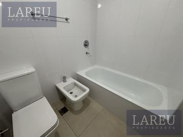 Departamento 3 ambientes en 46 Plaza