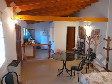 VENTA 2 CASAS DE 1 DORM.  C/U - B° LLEQUÉN VILLA EL CHOCÓN, NEUQUÉN