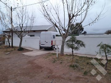 VENTA 2 CASAS DE 1 DORM.  C/U - B° LLEQUÉN VILLA EL CHOCÓN, NEUQUÉN
