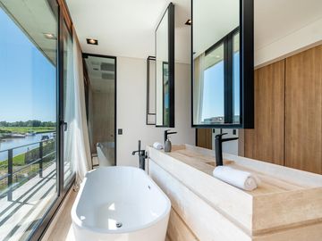 Casa en  Venta en El Yacht