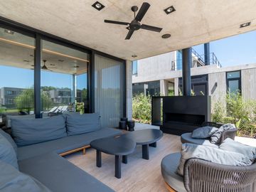 Casa en  Venta en El Yacht