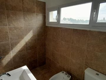 VENTA CASA 3 DORMITORIOS - B° PARQUES DE TALEROS, NEUQUÉN CAPITAL