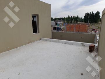 VENTA CASA 3 DORMITORIOS - B° PARQUES DE TALEROS, NEUQUÉN CAPITAL