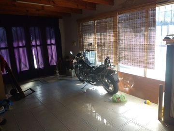 Casa en venta - 3 Dormitorios 2 Baños - 283Mts2 - La Plata [FINANCIADO]