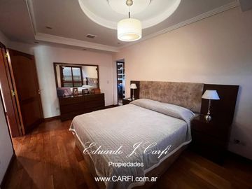 Venta de casa 4 ambientes - Castelar Norte