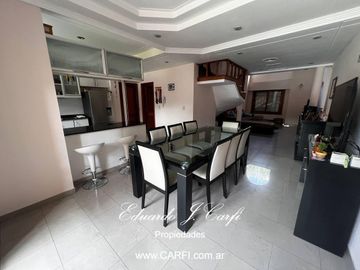 Venta de casa 4 ambientes - Castelar Norte
