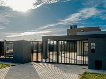 Casa en Funes Norte