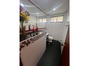 Chía, Cra 9 antigua, 800 M2 lote, 380 m2 construidos