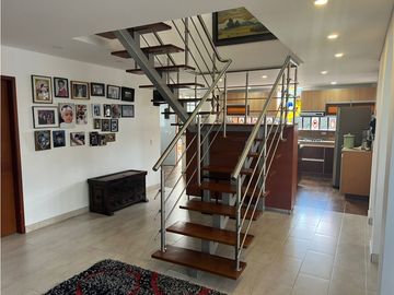 Chía, Cra 9 antigua, 800 M2 lote, 380 m2 construidos