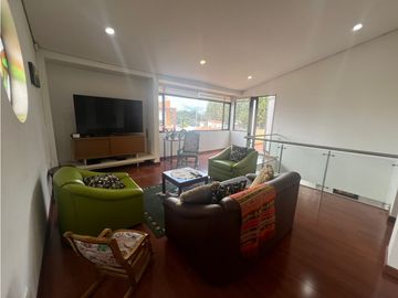 Chía, Cra 9 antigua, 800 M2 lote, 380 m2 construidos