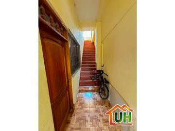 00642 - VENTA CASA PUCALLPA + 03 MINIDEPARTAMENTOS - A.C 390 M2