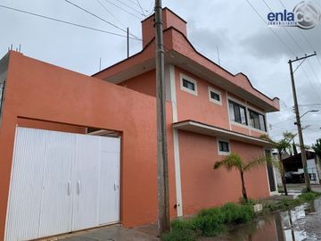 Casa de 3 habitaciones en venta
