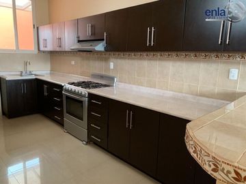 Casa de 3 habitaciones en venta