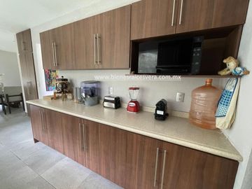 CASA EN VENTA EN CLUB DE GOLF TEQUISQUIAPAN greta