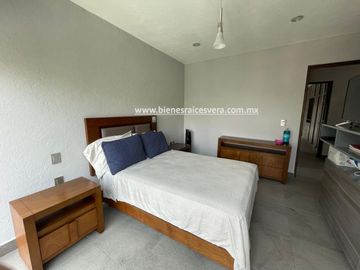 CASA EN VENTA EN CLUB DE GOLF TEQUISQUIAPAN greta