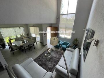 CASA EN VENTA EN CLUB DE GOLF TEQUISQUIAPAN greta