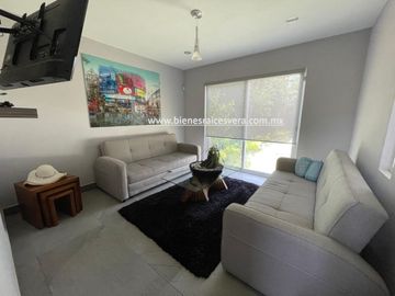 CASA EN VENTA EN CLUB DE GOLF TEQUISQUIAPAN greta