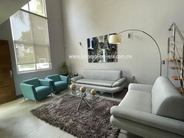 CASA EN VENTA EN CLUB DE GOLF TEQUISQUIAPAN greta