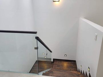 Casa en Venta en Cañadas del Arroyo, 3 Recámras, Jardín, Diseño de Autor, Lujo