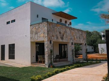 Fraccionamiento de casas en venta en Los Lirios en Montemorelos