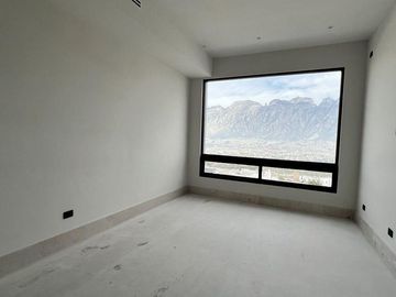 Hermosa Casa Nueva en Venta en Las Fincas, Valle Poniente