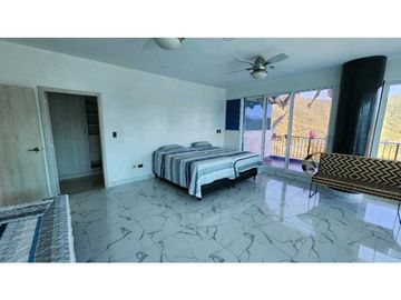 Apartamento amoblado con vista al mar - 005 R