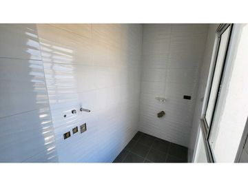 Apartamento amoblado con vista al mar - 005 R