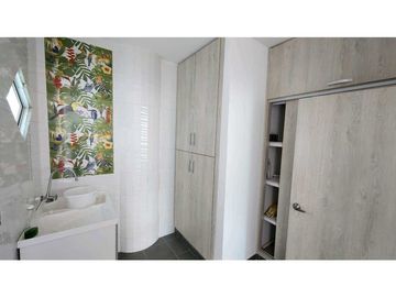 Apartamento amoblado con vista al mar - 005 R