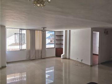 SE VENDE APARTAMENTO EN EL CENTRO