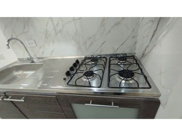 Los Elíseos - Casa para la venta en Suba, Britalia