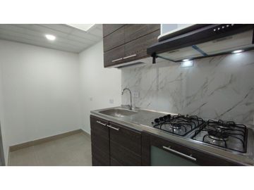 Los Elíseos - Casa para la venta en Suba, Britalia