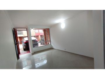 Los Elíseos - Casa para la venta en Suba, Britalia